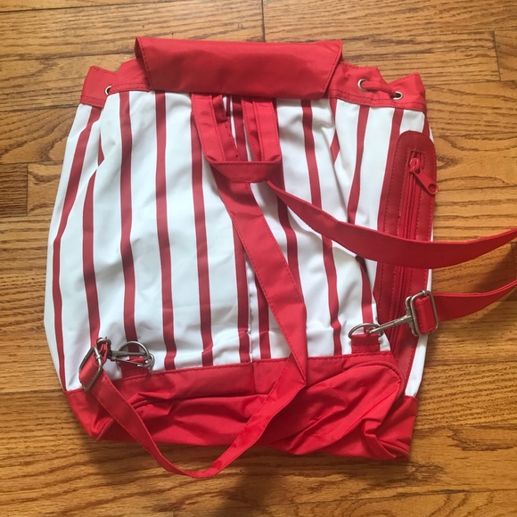 Vintage 1990s Red Striped Fila Drawstring Backpack - Picture 4 of 4